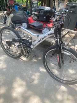 Vertical Bike 26” good working condition Kirby area