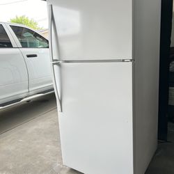 New Whirlpool Refrigerator Top Freezer And Fridge