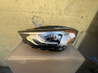 2019-2023 Ford Edge Driver Headlight 