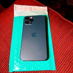 iPhone 12 Pro 256gb In Excellent Condition