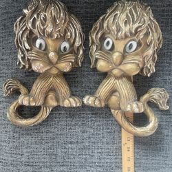 Set of two (2) Lions 70s Vintage Homco Wall Decor Plastic Mold Wall Hangings Decor MCM gold lions 13x8.75in 1970s mid century