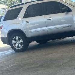 2008 GMC Acadia