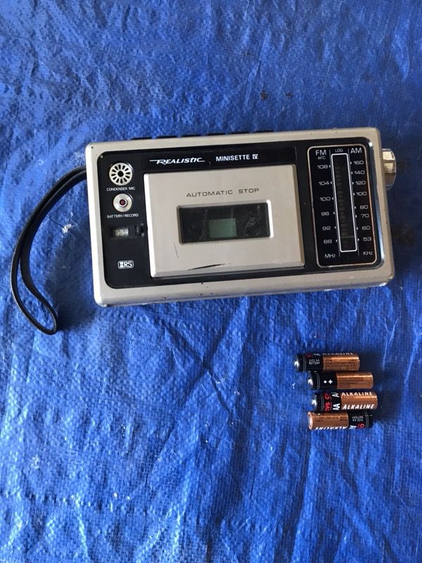 Vintage Realistic Minisette IV Cassette Tape Recorder for Sale in  Placentia, CA - OfferUp