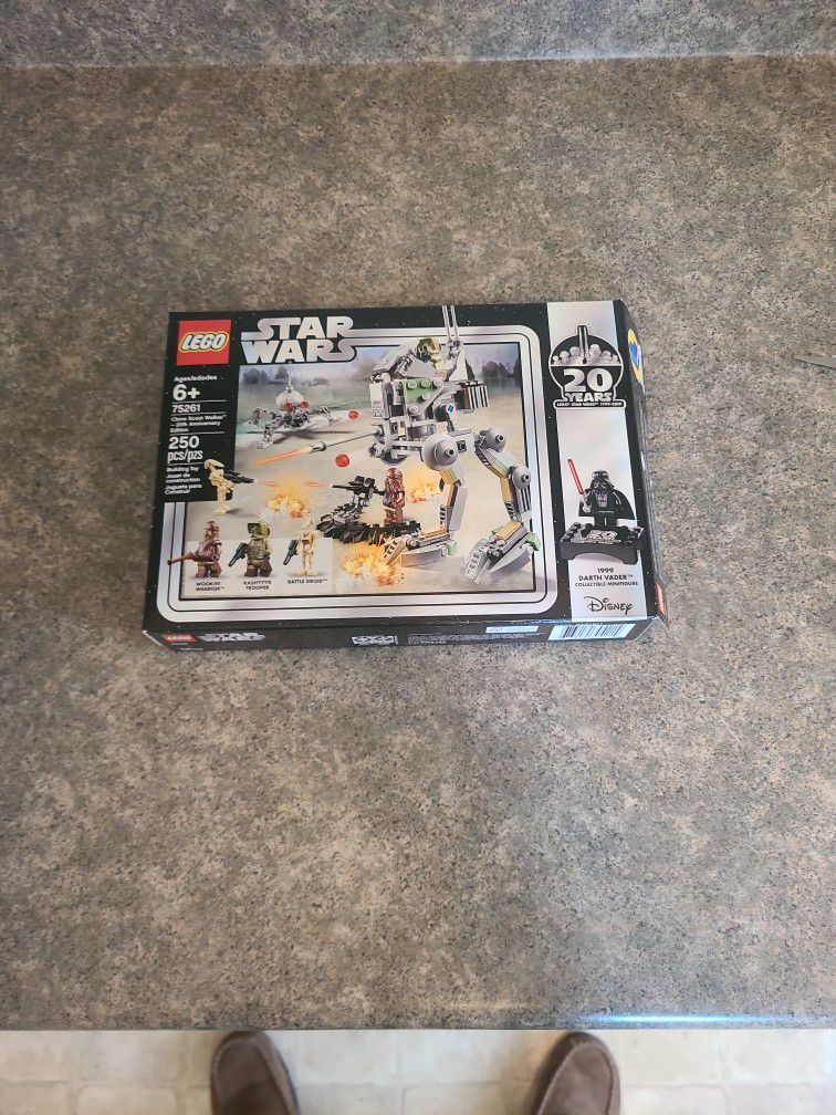 Clone Scout Walker 20th Anniversary Edition Lego Set