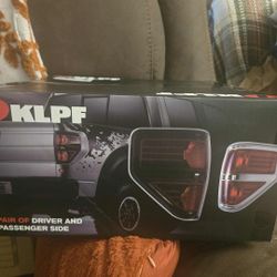 Ford F150 Tail Lights .. 09-14