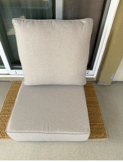 Outdoor chair cushion