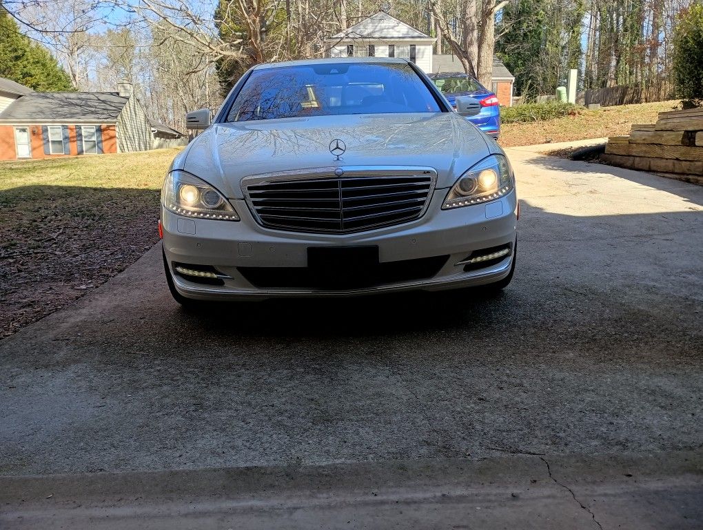 2010 Mercedes-Benz S-Class