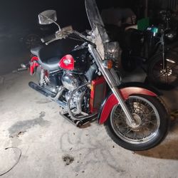 2000 Honda Shadow 750cc