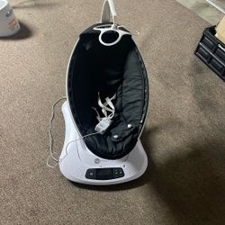 4Moms MamaRoo Baby Baby Smart Swing