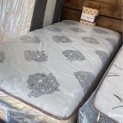 NEW TWIN SIZE BED W. TWIN PILLOW TOP DELUXE MATTRESS INCLUDED 