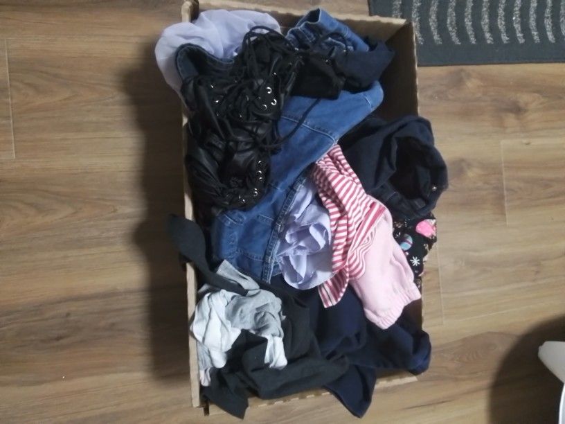 Size Small Teen Girl Clothes