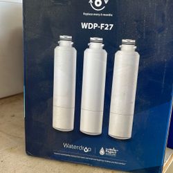 Refrigerator water filters