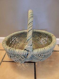 Blue/green color basket