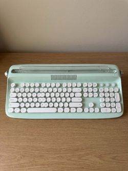 Retro Typewriter Wireless Keyboard, Mint Green, Round Keys, Built In Tablet Stand