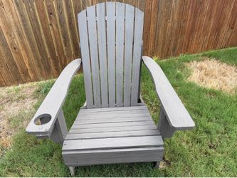 Free Wooden Lawn chairs