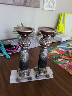 2 candle holders