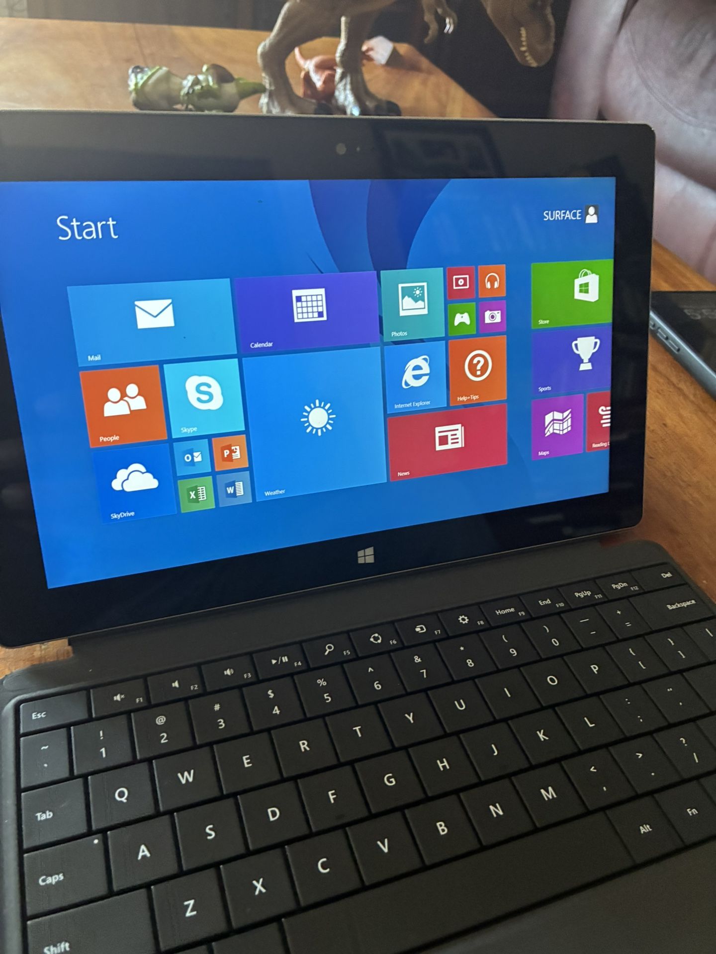 Microsoft Surface 2, Model: 1572 Tegra 4 Quad Core