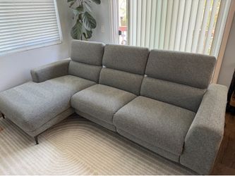 Living Spaces Sectional Recliner Couch