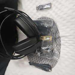 wireless gaming headset for xbox series x