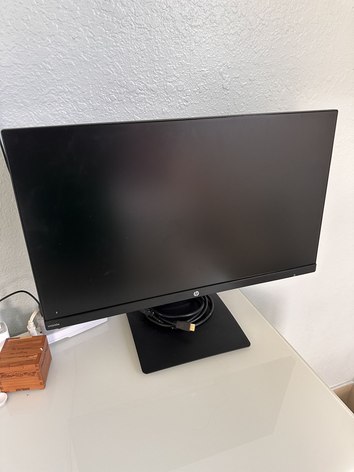27 in Monitor