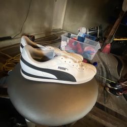 PUMA SIZE 9