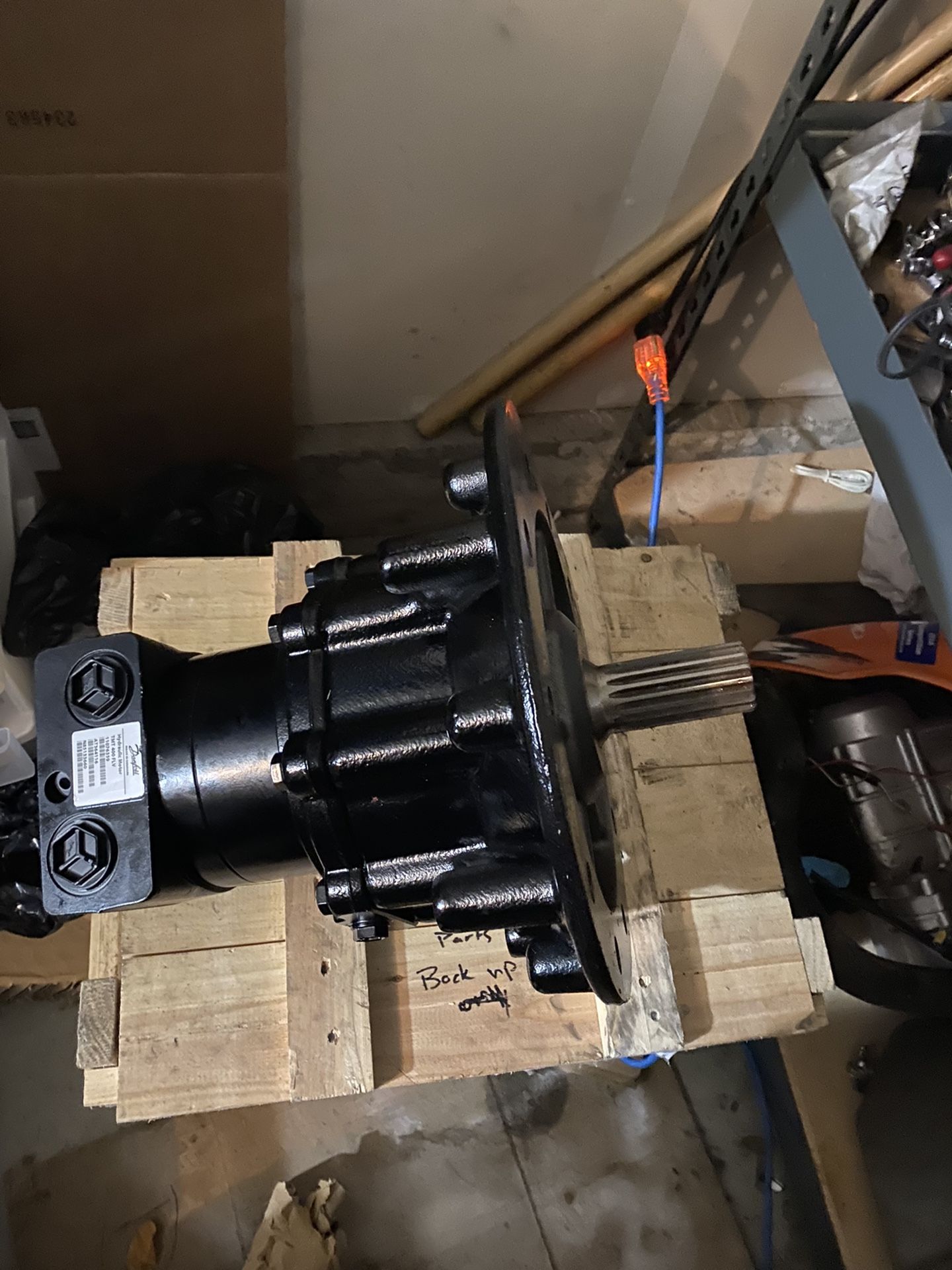 John Deere 320 Rh Drive Motor Single Speed