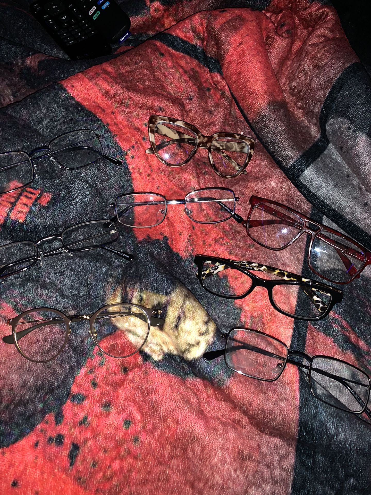Assorted lot of glasses