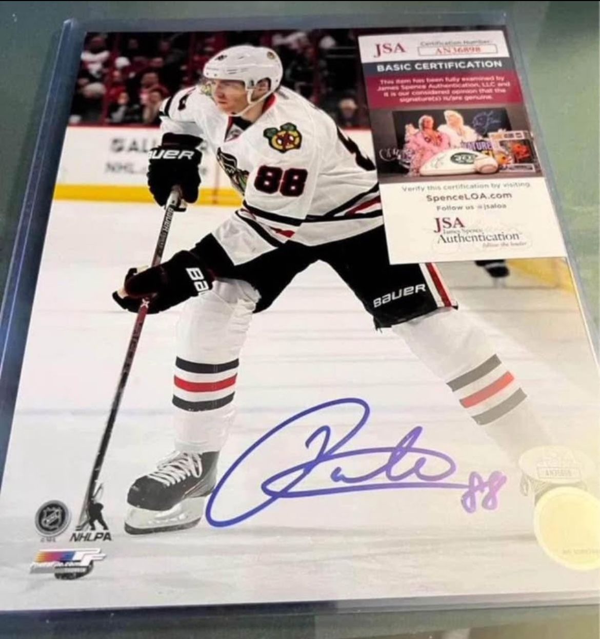 Chicago Blackhawks Patrick Kane Signed 8-10 Photo