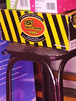 Skechers work boots size 10