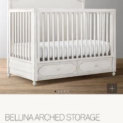 RH baby crib w/ mattress (retail $2000+)