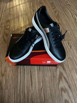 Puma CLYDE HACKED PERF TOE size 8.5