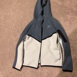 Youth XL Blue Nike Tech