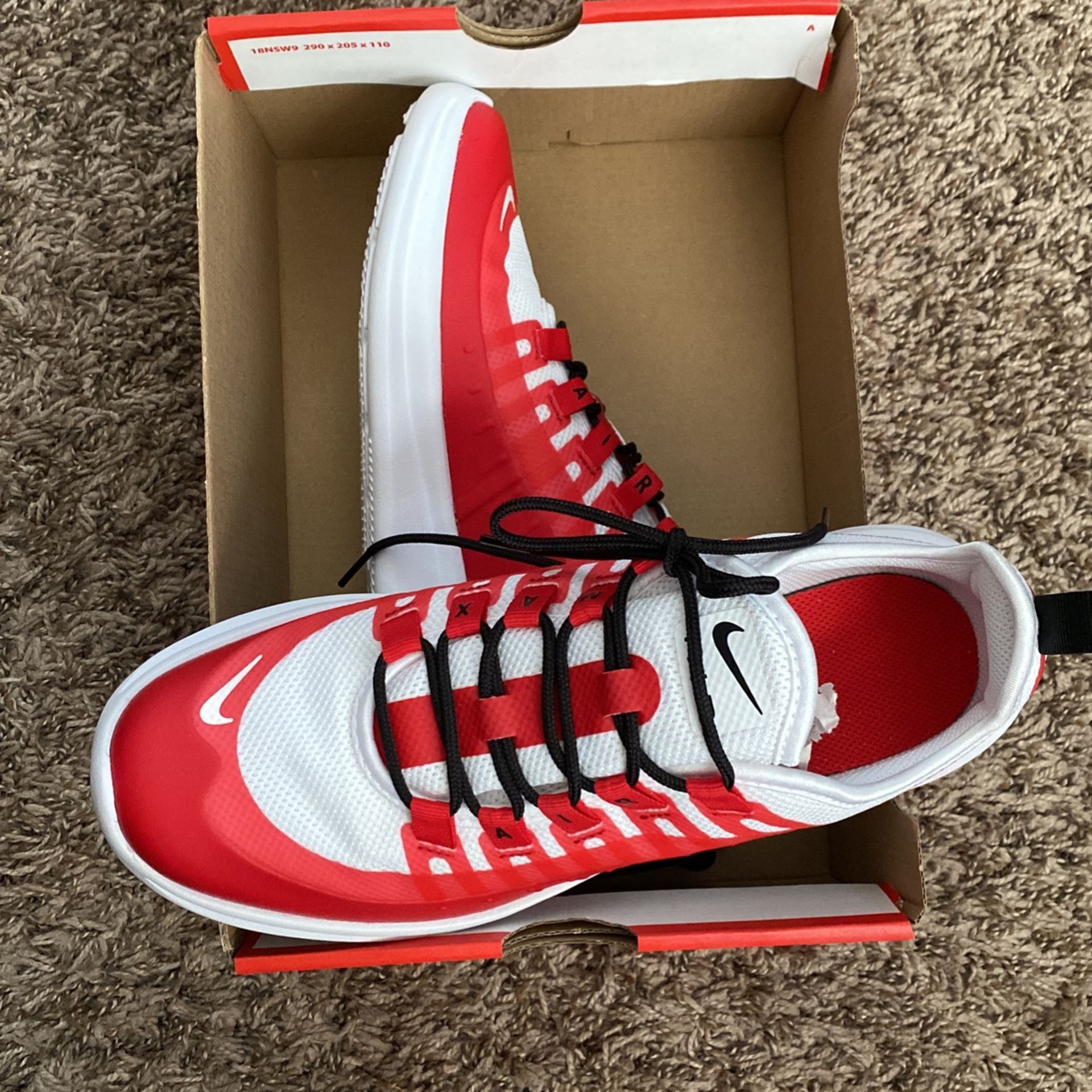 Air Max Axis  7y