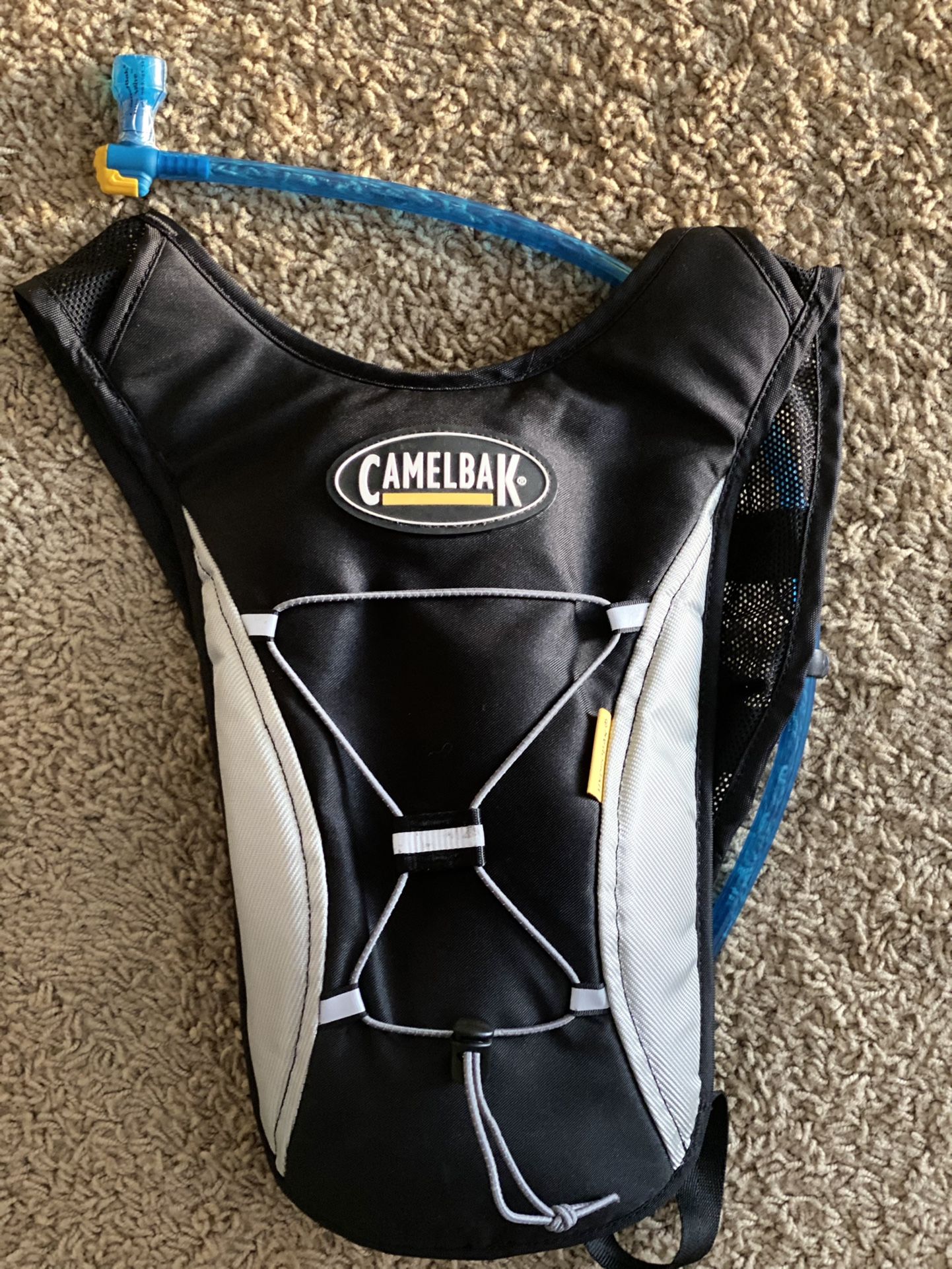 Brand New Camelbak Hydrobak 50oz Omega 1.5 Liter Reservoir. Originally 50$! Willing To Sell For 25$