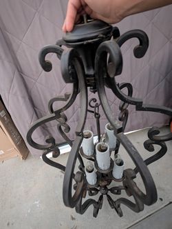 Pendant Light/Chandelier