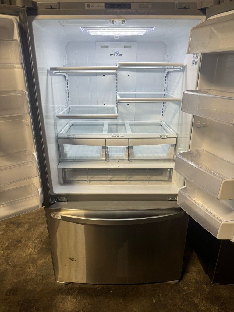 33 Inches FRIDGE 👀 FREE DELIVERY AND INSTALLATION 👀
