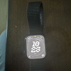 Apple Watch Series 7 45mm GPS + Cellular