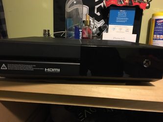 Xbox one with 2 controllers and game