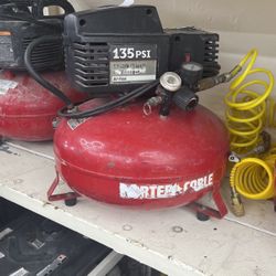 3.5 Gal. 135 PSI Pancake Electric Air Compressor