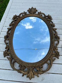 Vintage MCM Syroco ornate gold wall mirror
