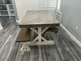 Kitchen table
