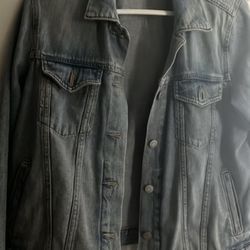 GAP WOMEN'S JEAN JACKET 