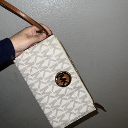 Mk Wallet Bag