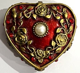 ✨Heart Shape Jewelry Trinket Box Red Enameled Gold Roses Bejeweled