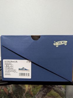 Vans Old Skool 36 LX
Souvenir Navy Blue size 9.5
