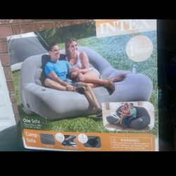 Indoor Outdoor Air COUCH BRAND NEW Never Used Can Open To See Complete Before Purchase 