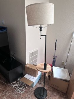 Floor lamp