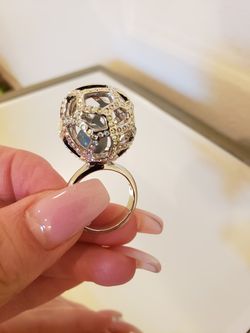 SWAROVSKI CRYSTAL FASHION RING SIZE 52