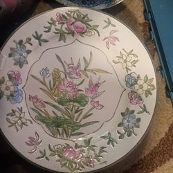 6 raised hand painted Chinese plates
