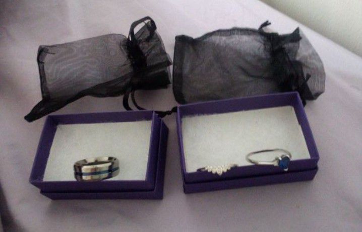 His And Hers Rings Size His Is 9 Her 8